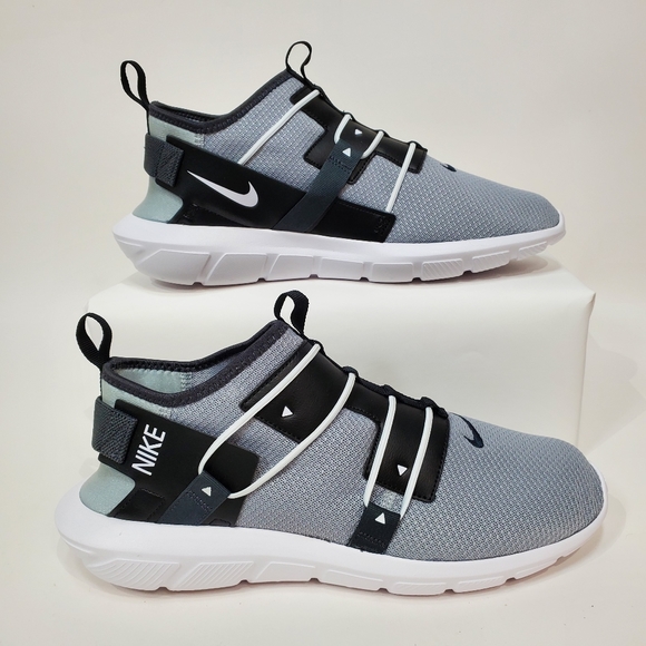 nike vortak grey